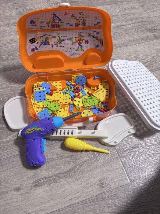 Конструктор-мозаїка з шурупокрутом