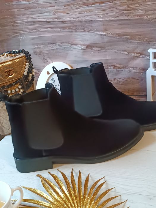 Брендові жіночі чоботи. Челсі. Р 40. Нат замша