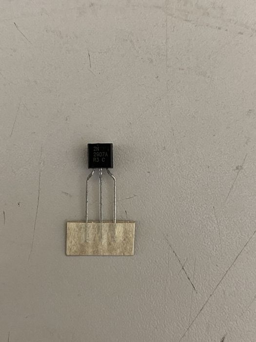 Transistores | Recetor/Emissor Infra-Vermelho (vários componentes)