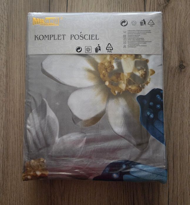 Komplet Pościeli 200x220cm Niebieskie Motyle 4 częściowy