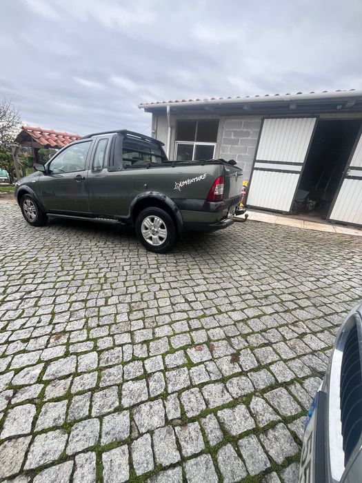 Fiat strada adventure64672957316099121