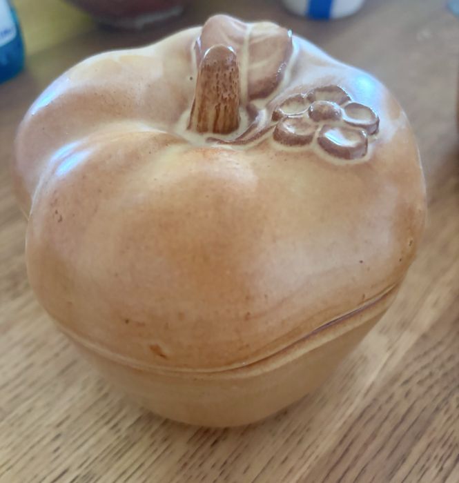 ceramiczne pojemniki w kształcie jabłek 3 szt