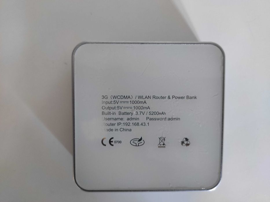 Hotspot Router WorldSIM Tri-Fi Power Bank | WiFi Router | Desbloqueado
