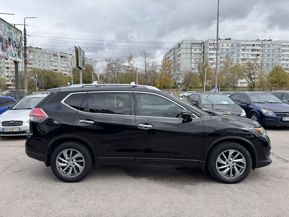 Продам Nissan Rogue SL