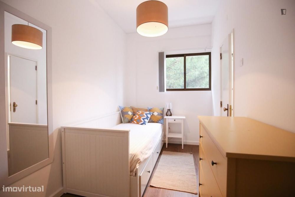Quarto - localizado em Lisbon