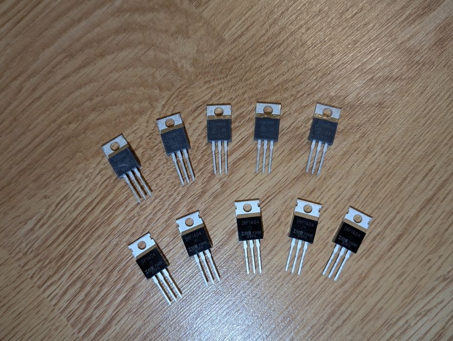 Транзистори IGBT та MOSFET. Транзистор 50T65FD1. CS300N04, IRF1404.