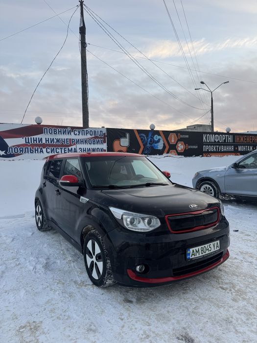 ВІЛЬНА Здам в оренду Kia Soul 40kwt НОВА БАТАРЕЯ
