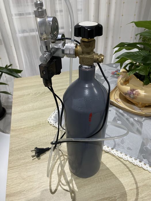 Aquario e Movel em branco