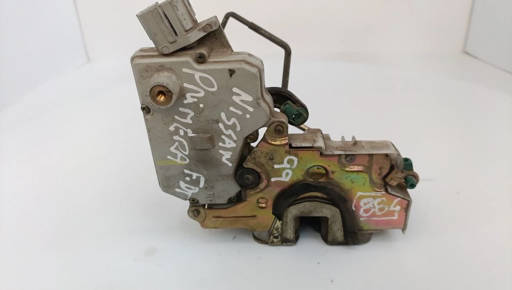 Fechadura / fecho porta frente direito NISSAN Primera Hatchback (P11)