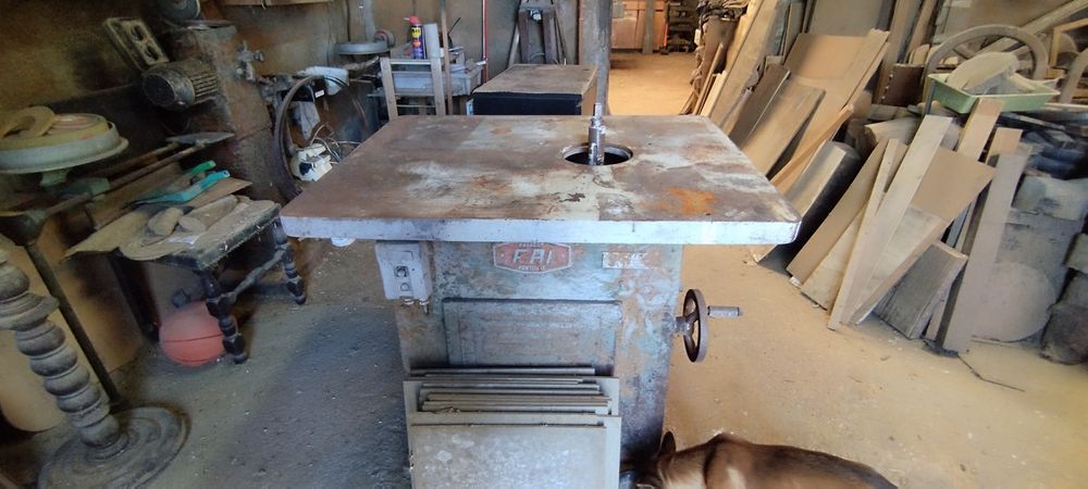 Tupia de mesa madeira