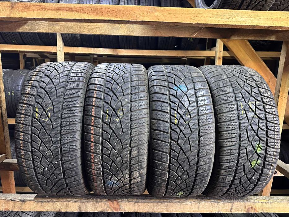 Шини зима 255/35R20 DUNLOP SP WINTER SPORT 30 4шт 6-7мм