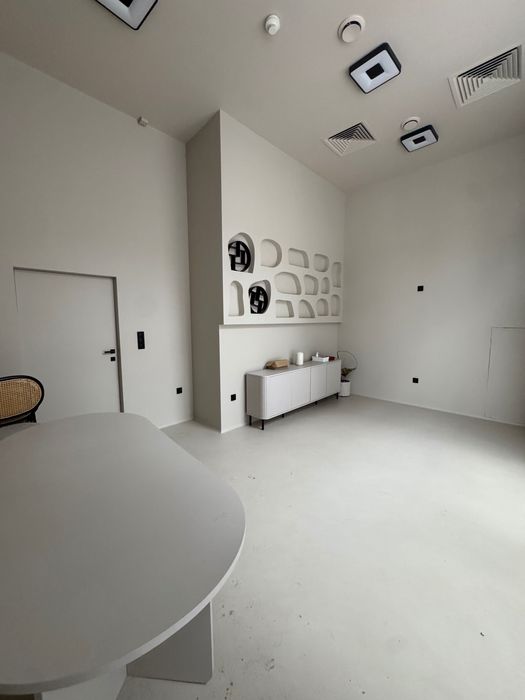 Lokal na wynajem . Wola metro Młynów