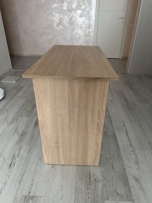 Продам письмовий/компʼютерний стіл