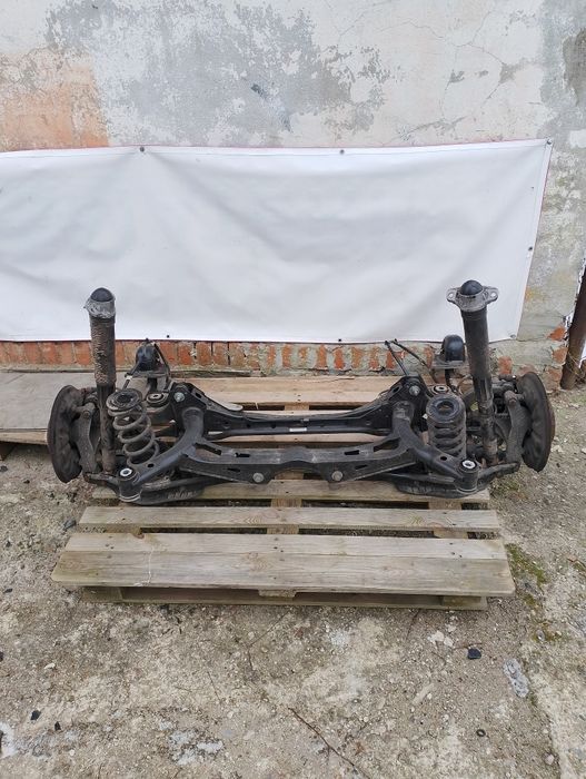 Volkswagen Passat B8 B8.5 Lift Zawieszenie Tył Tylne Belka Kompletne