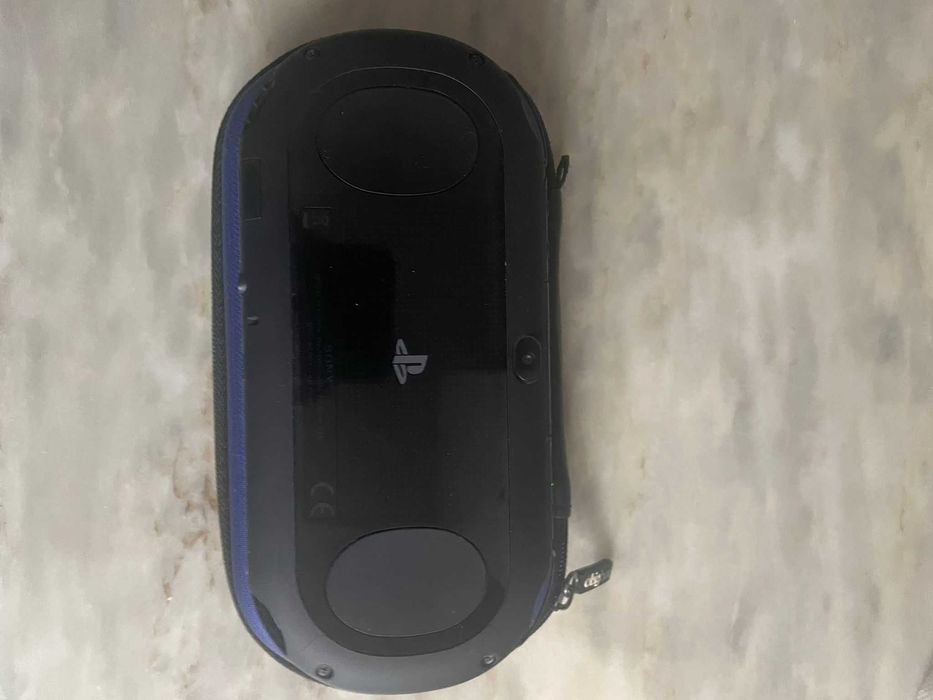 PS Vita Preta com jogos