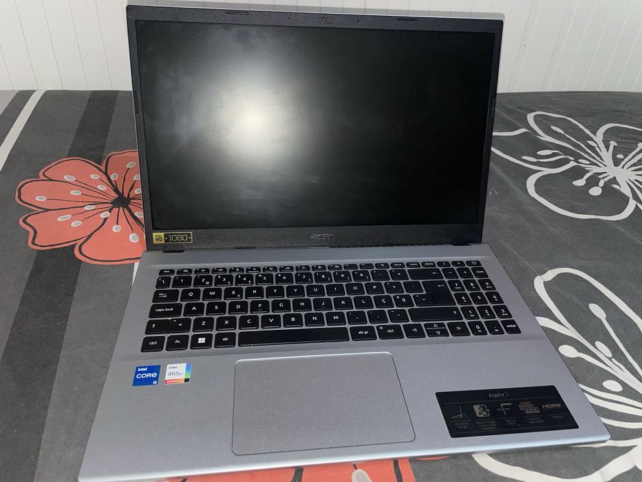 Computador acer aspire 3