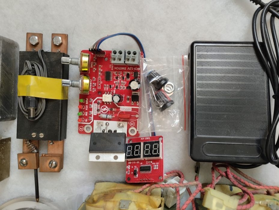 Для точечной сварки аккумулятор 18650.