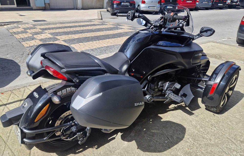 Can-am Spyder F3 s com extras