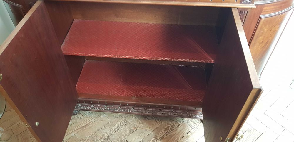 Aparador Clássico Vintage em Madeira Maciça – 138x40x99 cm