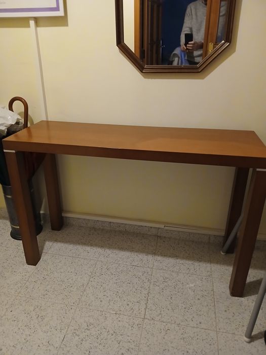 Vende-se mesa decorativa