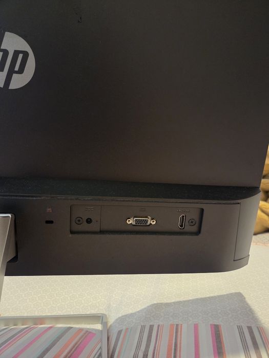Monitor HP M24f (23.8'' - 75 Hz - IPS - FreeSync)