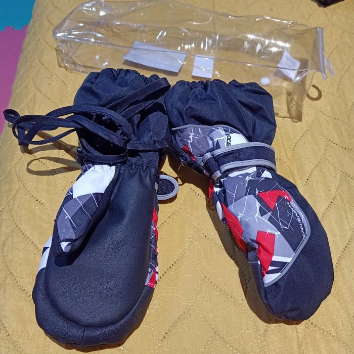 Luvas neve criança