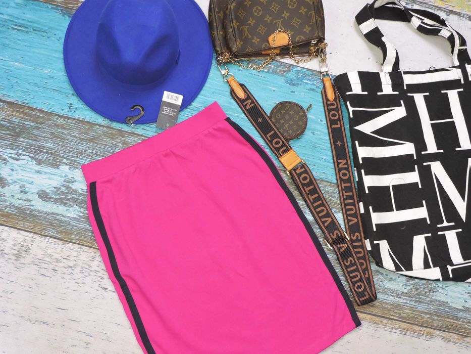 Esmara Nowa dresowa spódnica fuksja lampas XS