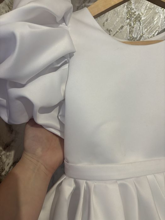 Шикарна святкова сукня