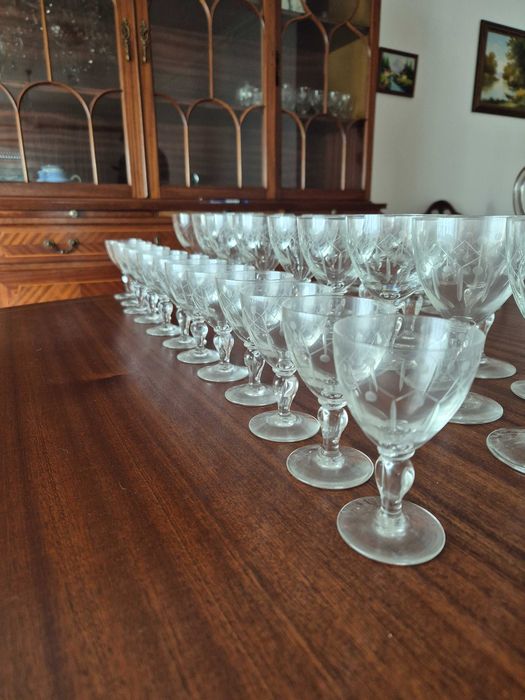 Serviço de Cristal Vintage – Padrão Geométrico Lapidado