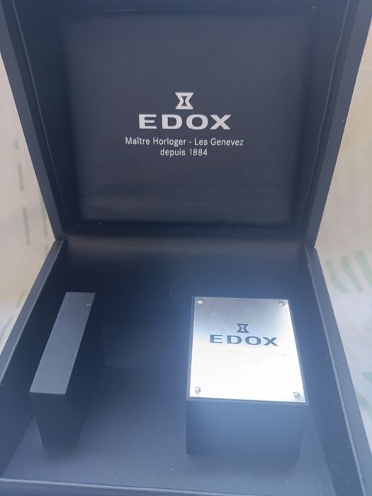 Коробка от наручных часов. Edox