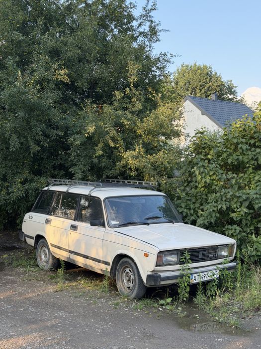 Продам ВАЗ на розбір / двигун і КПП