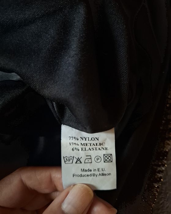 Sukienka midi mieniąca błyszcząca marka Allison rozmiar XXl 44 / XXXL 46