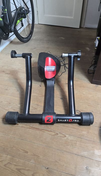 Rolo de treino Smart Z Pro + suporte para roda
