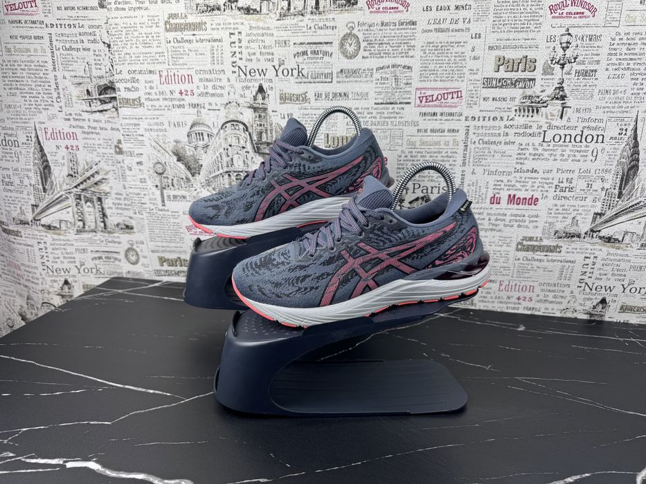 Кросівки Asics GEL-Cumulus 23 GTX Розмір 39 / Взуття
