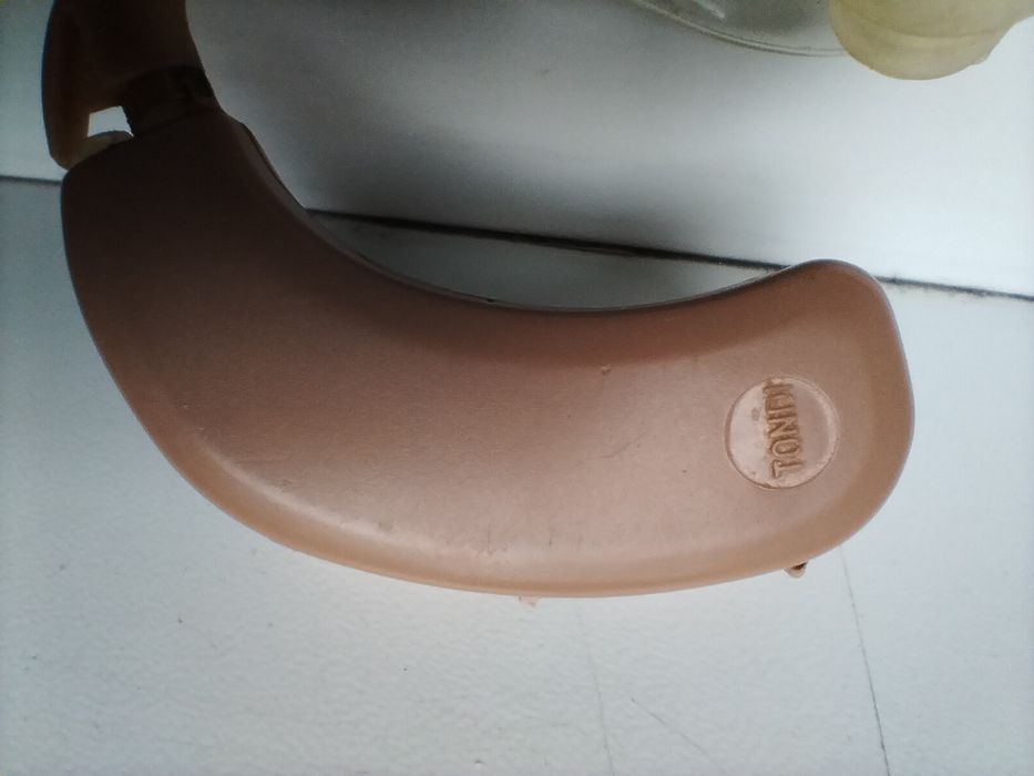 Слуховой аппарат  ,,ITON Z28,, и ,,TONDI,,