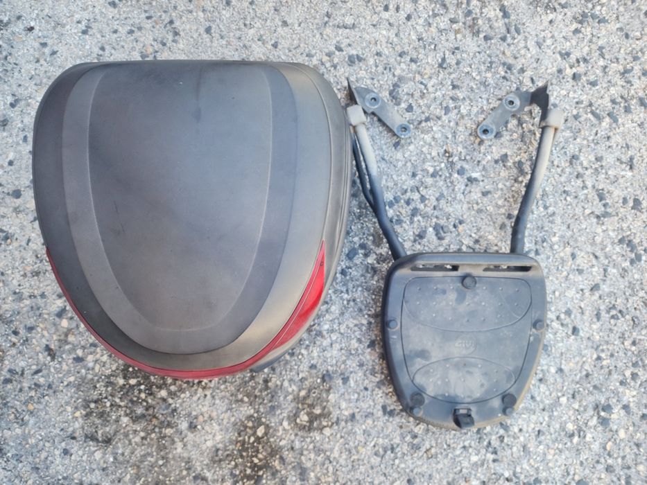 Top case givi nmax