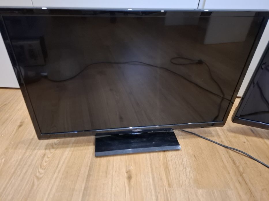 2 tv's de 24 polegadas