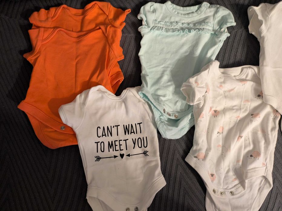 Body niemowlęce krótki rękaw 56/62