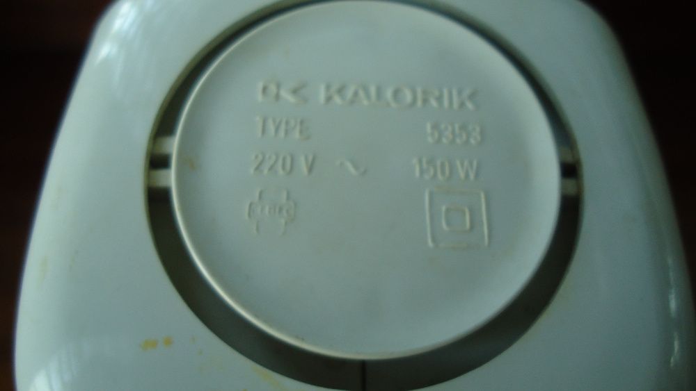 Varinha e batedeira eléctrica vintage numa só peça