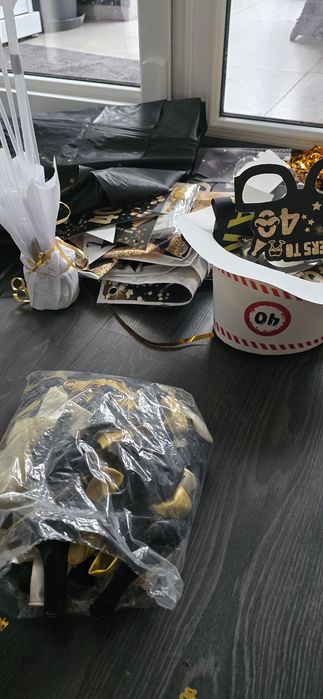 Duży zestaw imprezowy akcesoria na 40 urodziny miks