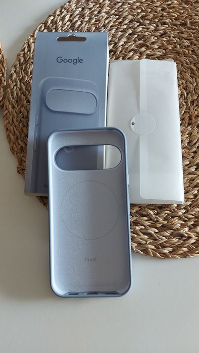 Google Pixel 10 Pro novo, com oferta de capa original no valor de 50€