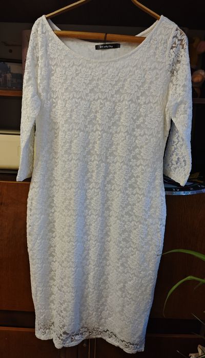 Платье гипюровое