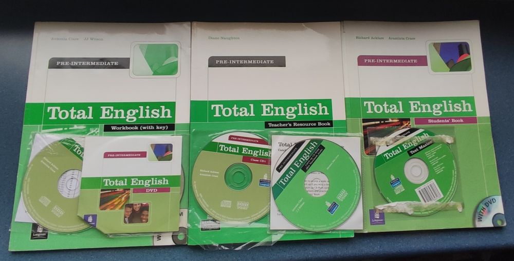 Total English Pre Intermediate Teachers + Student + Work + gratis płyt