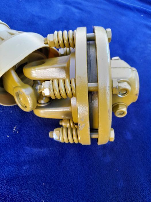 Wałek z sprzęgłem ciernym-900Nm- długość całkowita 90cm- złożony- WOM