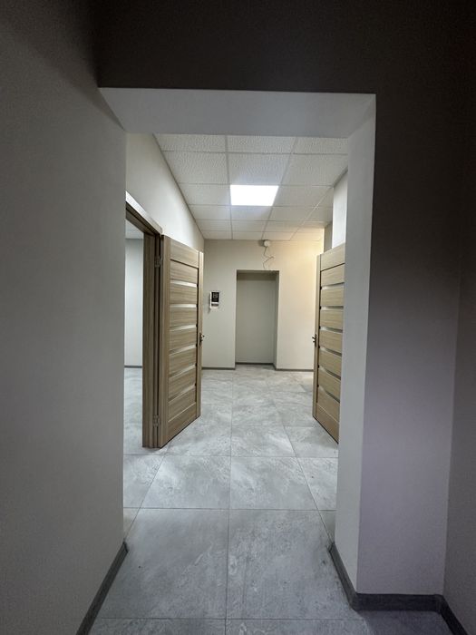 Продаж комерція 76 кв.м. пр-т Миру, 261