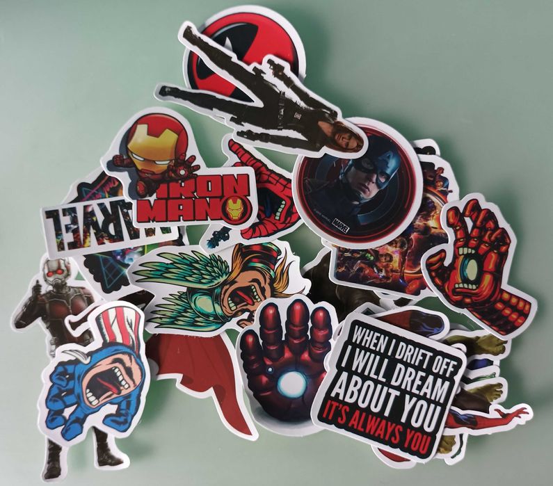 AUTOCOLANTES Marvel Star Wars Varios