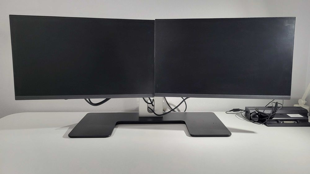 Zestaw DELL uchwyt z dwoma monitorami 24" monitor Dell P2422HE z USB-C