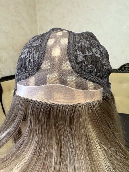 Парик с натуральных волос русый мелировка удлинённое каре с чёлкой