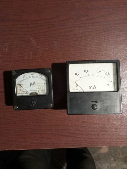 Конденсатор К41-1а 4 кВ 4мкф+-20%.