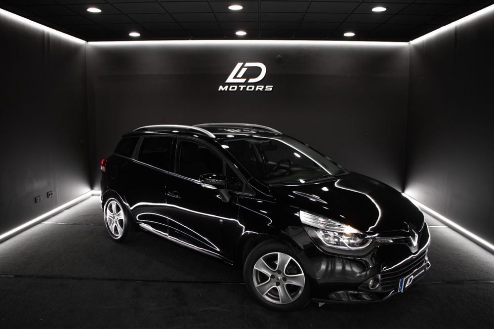 RENAULT CLIO SPORT TOURER 1.5 dCi 90 CV Ano 2016 ( RESERVADO )